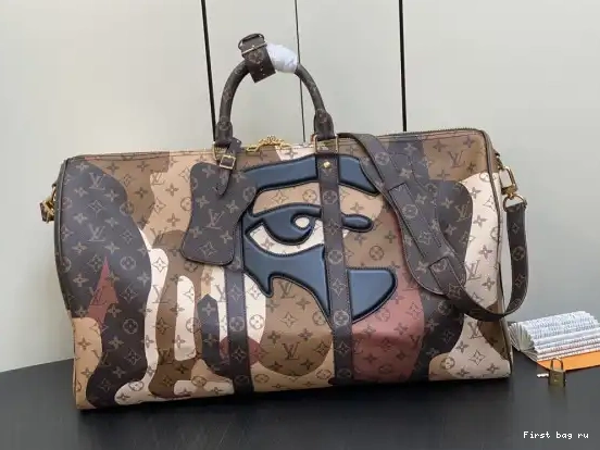 Frstbag ru VUITTON LOUIS BANDOULIÈRE KEEPALL 45  0611